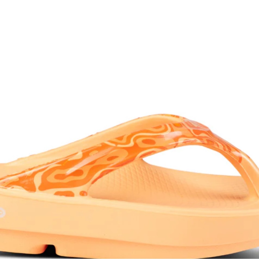 OOFOS “Oolala Limited Edition” Sandals - Picture 3 of 14